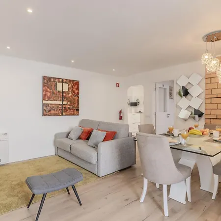 Appartement #381 Sunny In The Heart Of *